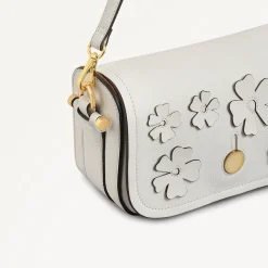 Bathurst Mews - Cutwork Floral